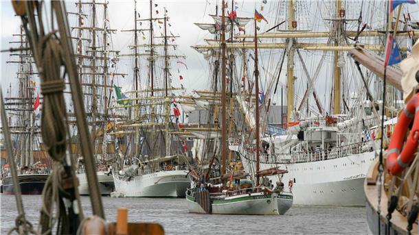Bereits 2008 fand in Bremerhaven eine „Lütte Sail“ statt. Daran will der Oberbürgermeister im kommenden Jahr anknüpfen.