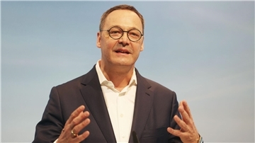 Ex-Stahlmanager übernimmt Bahn-Güterverkehrstochter DB Cargo Bernhard Osburg wird neuer Chef der Bahn-Güterverkehrstochter DB Cargo. (Archivbild)