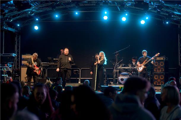Beste Stimmung beim Auftritt von Aquacity am Sonnabend. Foto: Masorat - f