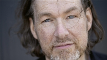 Bestsellerautor Sven Stricker