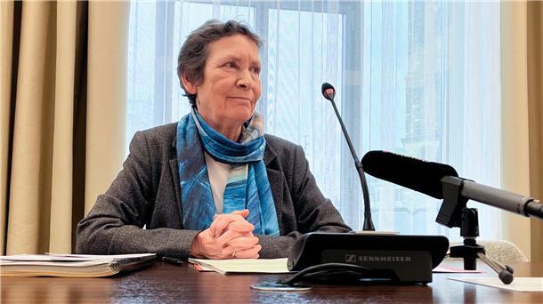 Rechnungshof: 1,2 Millionen für verschollene Computertechnik verschwendet Bettina Sokol, Präsidentin des Landesrechnungshofes, stellte am Donnerstag im Haus der Bürgerschaft in Bremen die Jahresberichte 2023 für Land und Stadt Bremen vor.