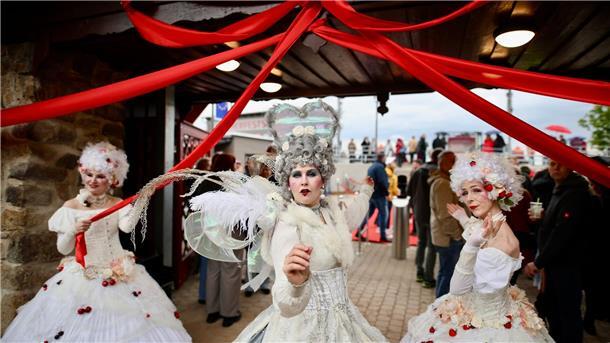 Bevor Ende Mai der reguläre Spielplan startet, gab es am Samstagabend eine Eröffnungsgala. 