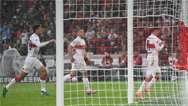 Bilal El Khannouss führt den VfB Stuttgart zum nächsten Heimsieg.