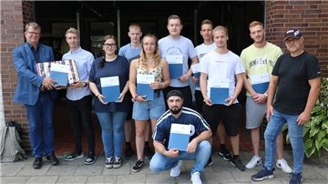 Bremerhaven: Frischgebackene Maler und Lackierer