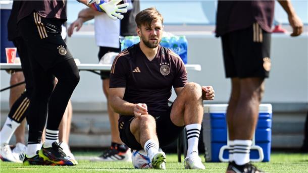 Im Kreise der Nationalmannschaft hat sich Niclas Füllkrug gut eingelebt. Der Werder-Torjäger würde am Mittwoch beim WM-Start der DFB-Elf gegen Japan gerne auf dem Feld stehen. 