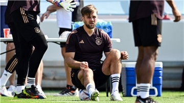 Im Kreise der Nationalmannschaft hat sich Niclas Füllkrug gut eingelebt. Der Werder-Torjäger würde am Mittwoch beim WM-Start der DFB-Elf gegen Japan gerne auf dem Feld stehen. 