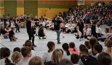 Tanzworkshop an der Grundschule Selsingen.