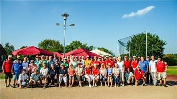 28 Mannschaften beim 7. Dublette-Boule im Spaden