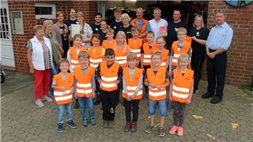 Spenden für die Kinderfeuerwehr
