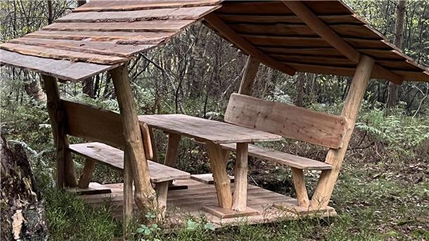 Neuer Pavillon für den Holzurburger Wald