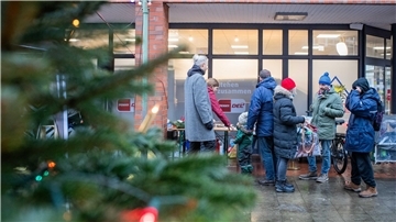 Kleiner Adventsmarkt am Penny-Markt Hafenstraße 
