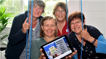 Wie „Omas“ sich gegen rechts engagieren