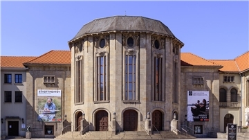 NZ-Kommentar zum Stadttheater: Neue Ideen und gute Qualität als Rezept