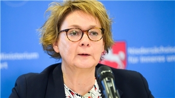 Kommentar: Gesellschaft darf dem Hass keine Chance geben