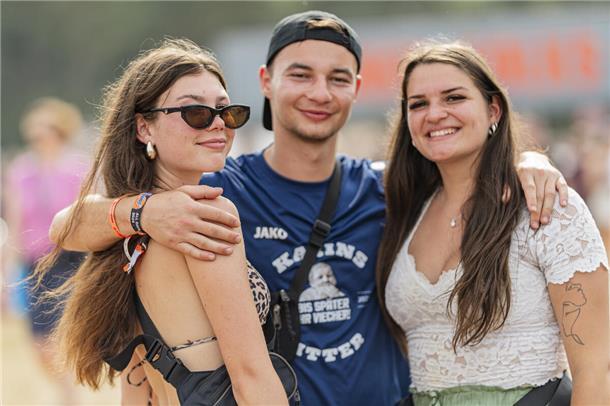 Deichbrand 2024: Das sind die schönsten Bilder vom Festival-Freitag