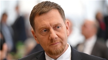 Kommentar: Kretschmer kommt mit einem blauen Auge davon