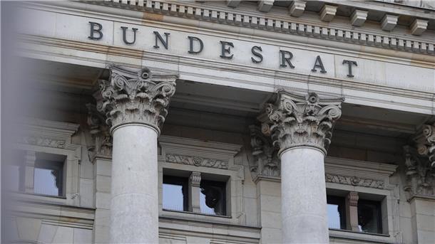 Kommentar: Länder helfen dem Bund notgedrungen aus der Patsche