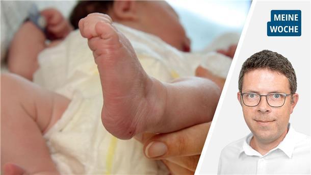 Nachgefragt: Was wäre, wenn die Geburtshilfe in Varel schließen würde? Die Collage zeigt links ein neugeborenes Baby und rechts Redakteur Timo Kühnemuth.