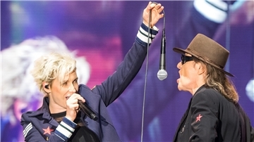 Ina Bredehorn ist als „Deine Cousine“ auch solo unterwegs