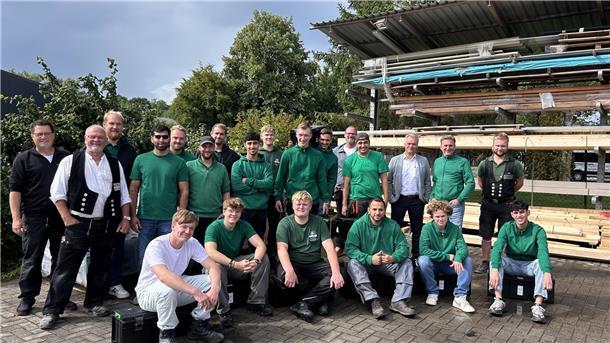 Die neuen Azubis im Dachdecker-Handwerk