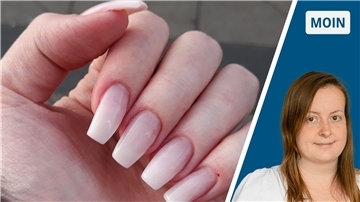 Wieso ein Nordenhamer Nagelstudio Nachhilfe in Freundlichkeit braucht Links ist eine Frauenhand mit Babyboomer-Fingernägeln zu sehen. Rechts ist ein Portrait von Anna Böker zu sehen.