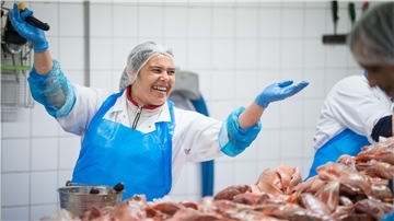 Immer gute Stimmung bei Matos Seafood im Fischereihafen.   