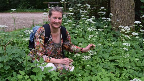 Biologin Babette Fischer kennt sich in Flora und Fauna aus
