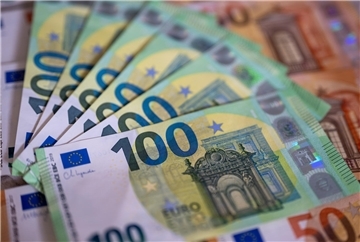 Bis kurz vor der Ratssitzung haben Politik und Verwaltung in Schiffdorf am Haushalt gefeilt - und das Defizit noch auf unter 4 Millionen Euro gedrückt.