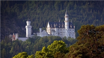 Bis Mitte 2025 entscheidet das UNESCO-Kommitee, ob das Schloss Neuschwanstein das Welterbe-Siegel erhält.