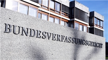 Bisher ist noch schwer abzusehen, ob die Verfassungsbeschwerde in Karlsruhe die Regierung tatsächlich zu einem effektiveren Naturschutz bewegen kann.
