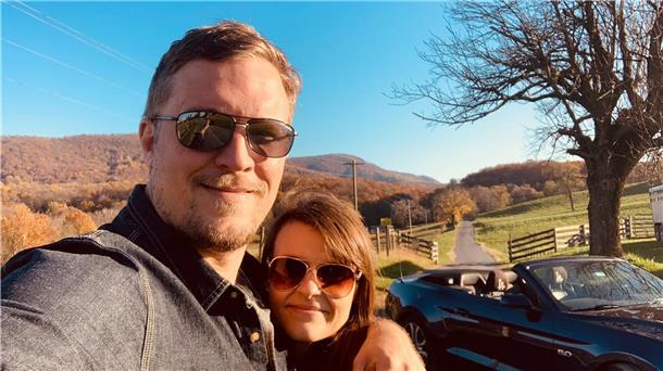 Björn Meier und seine Partnerin Marleen leben in Virginia. Vor der Pandemie machten beide viele gemeinsame Ausflüge.