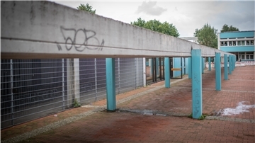 Blick auf den bestehenden Bau, der nach Abbruch Platz für eine neue Mensa bieten soll.