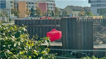 Blick auf die Fundstelle einer 500-Kilogramm-Bombe aus dem Zweiten Weltkrieg im Stadtteil Bockenheim.