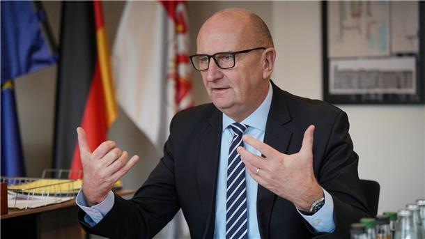Brandenburgs Ministerpräsident Woidke will Verlässlichkeit für einen Kohleausstieg bis 2030.
