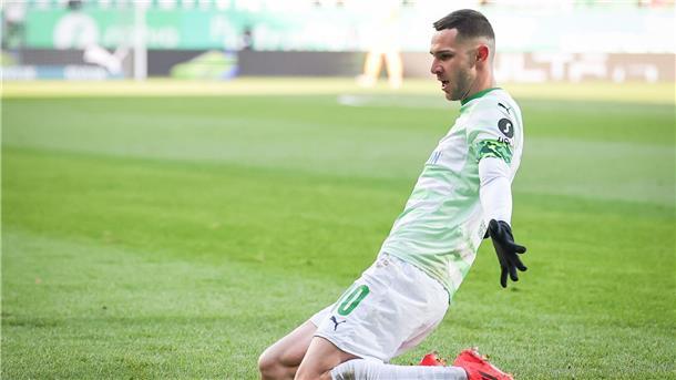 Debüt von Siewert: Fürth kassiert nächste Niederlage Branimir Hrgota traf zum 1:0 für Fürth.