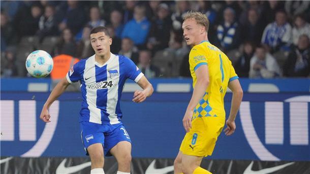 Braunschweigs Leihspieler Niklas Tauer fällt wegen eines Kreuzbandrisses mehrere Monate aus.