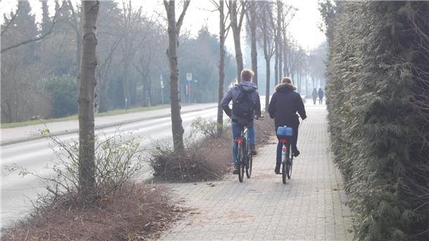 Breite und sichere Radwege - die gibt es kaum in Brake. Doch nun soll sich etwas tun.