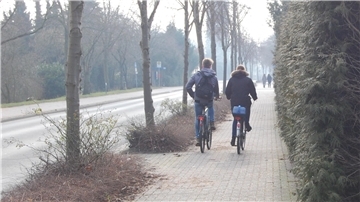 Breite und sichere Radwege - die gibt es kaum in Brake. Doch nun soll sich etwas tun.