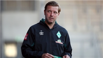 Bremens Trainer Florian Kohfeldt bleibt weiterhin im Amt.