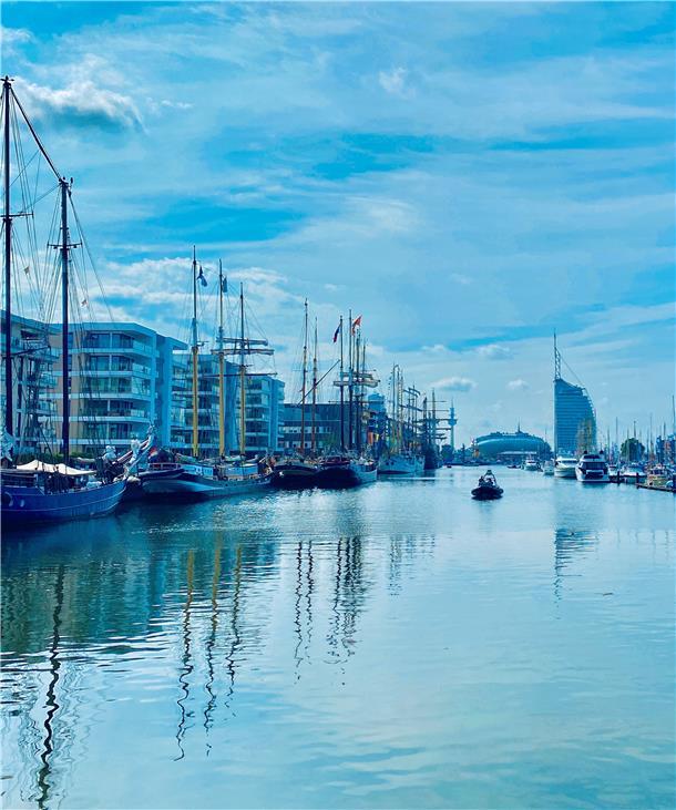 Bremerhaven - die blaue Stadt.