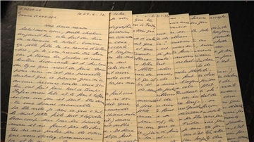 Briefe von der französischen Verbrecherlegende Jacques Mesrine liegen im Auktionshaus Baron Ribeyre & Associés aus.