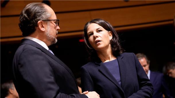 Krieg gegen die Ukraine: So ist die Lage Bundesaußenministerin Annalena Baerbock und ihr österreichischer Amtskollege Alexander Schallenberg beim Treffen der EU-Außenminister in Luxemburg.