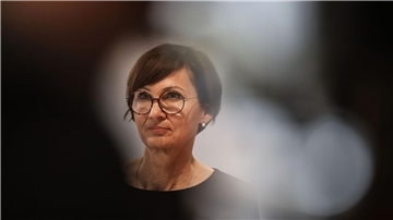 Bundesbildungsministerin Bettina Stark-Watzinger betont die Bedeutung des Zivilschutzes - auch an Schulen.