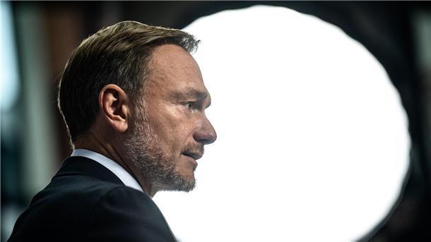 Neue Mittel für Seenotrettung: Finanzministerium kritisch Bundesfinanzminister Christian Lindner
