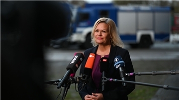 Bundesinnenministerin Nancy Faeser bei einem Termin in Emden.