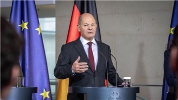 Bundeskanzler Olaf Scholz auf der Pressekonferenz nach dem Treffen der Allianz für Transformation.