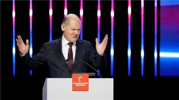 „Es reicht halt nicht“ - Industrie unzufrieden mit der Ampel Bundeskanzler Olaf Scholz betonte: „Zu einer modernen Angebotspolitik gehört natürlich auch, dass wir schneller werden und einfacher. Da sind wir uns vollkommen einig.“
