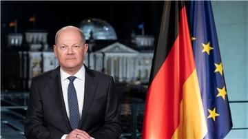 Bundeskanzler Olaf Scholz wendet sich mit einer Neujahrsansprache an die Bürgerinnen und Bürger.