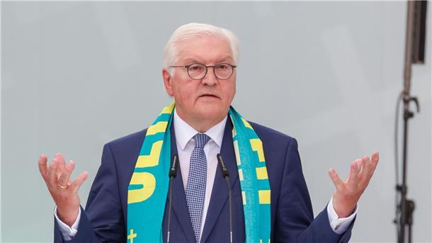 „Jetzt ist die Zeit“: Evangelischer Kirchentag hochpolitisch Bundespräsident Frank-Walter Steinmeier hält beim Deutschen Evangelischen Kirchentag eine Rede.