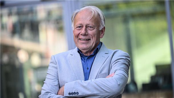 Merkel und Grüne verabschieden Trittin Bundestagsabgeordneten Jürgen Trittin (Bündnis 90/Die Grünen) kommt zu seiner Abschiedsfeier.